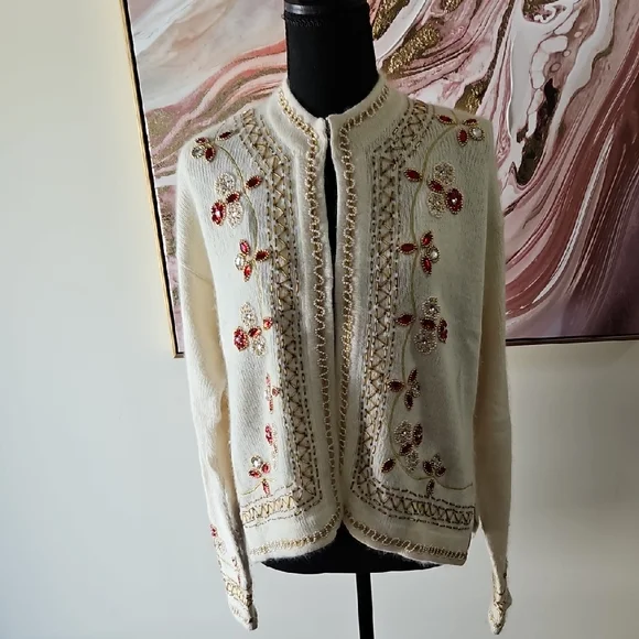 Pierre Cardin Cream Red Embellished Cardigan Sweater Size Large Vintage - Picture 3 of 13
